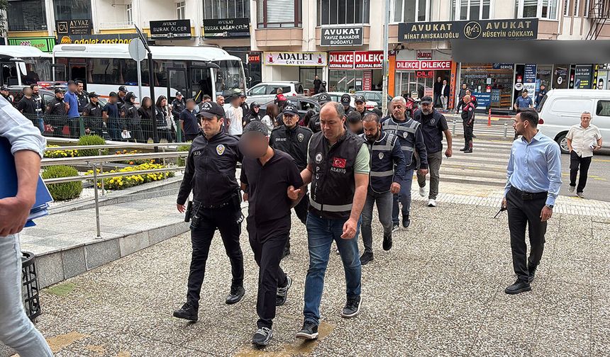 İnternetten araç satmak isteyenleri dolandıran 18 kişi gözaltına alındı