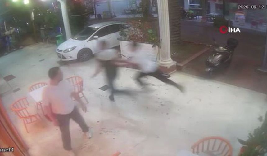 Gürültü yapan akrabalarını uyardı, meydan dayağı yedi: Dehşet anları kamerada