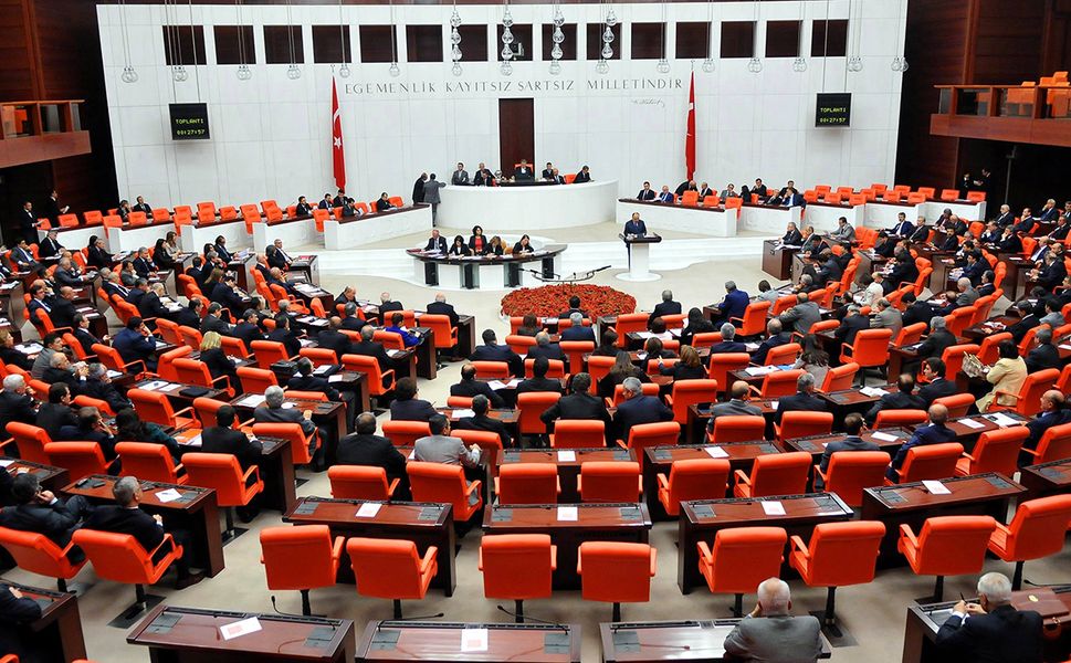 EYT sonrası emeklilikte eşitsizlik ve kademeli emeklilik düzenlemesi Meclis’te