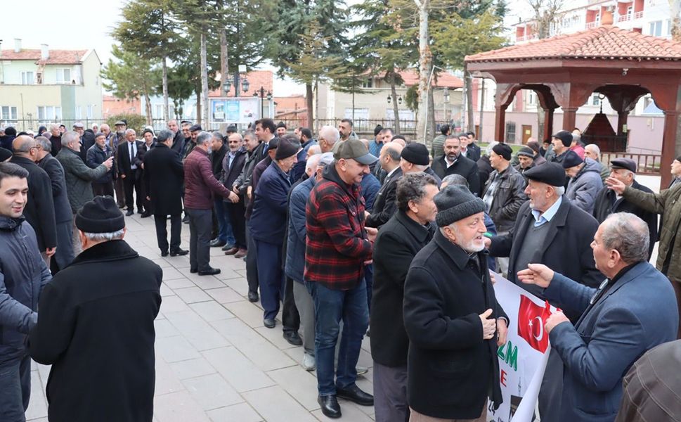 Sungurlu’dan kutsal topraklara: Şehit aileleri ve gaziler Umre’ye uğurlandı