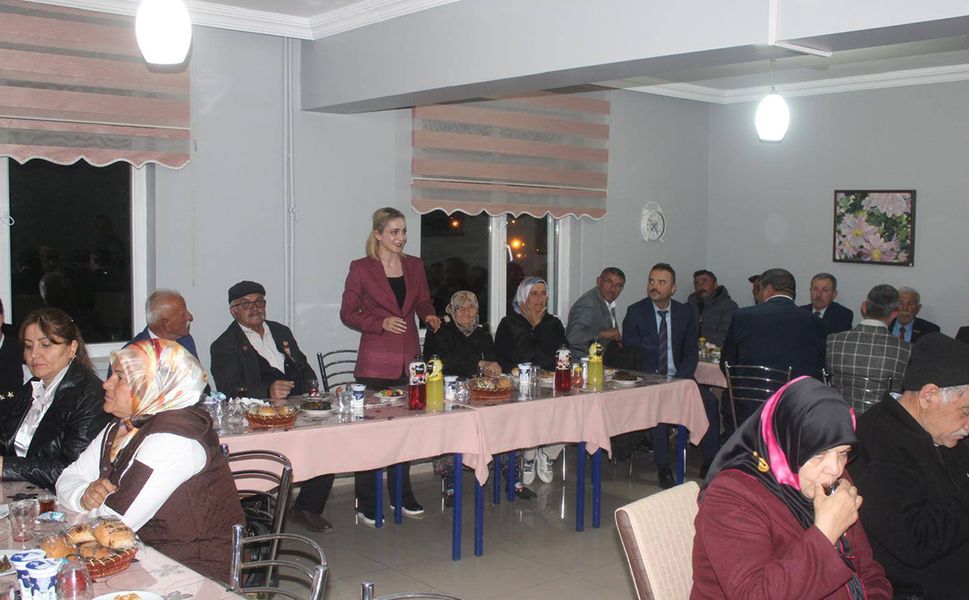 Çorum Mecitözü Kaymakamı Nayman, Şehit Aileleri ve Gazilerle iftarda buluştu