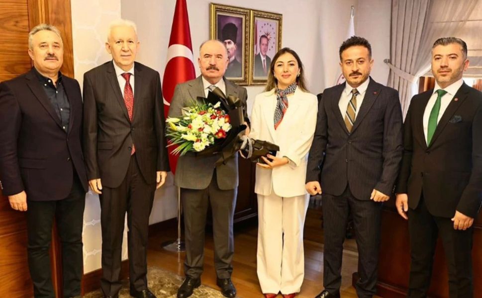 Çorum Valisi Ali Çalgan'a anlamlı ziyaret: Tüketiciyi Koruma Haftası kutlanıyor