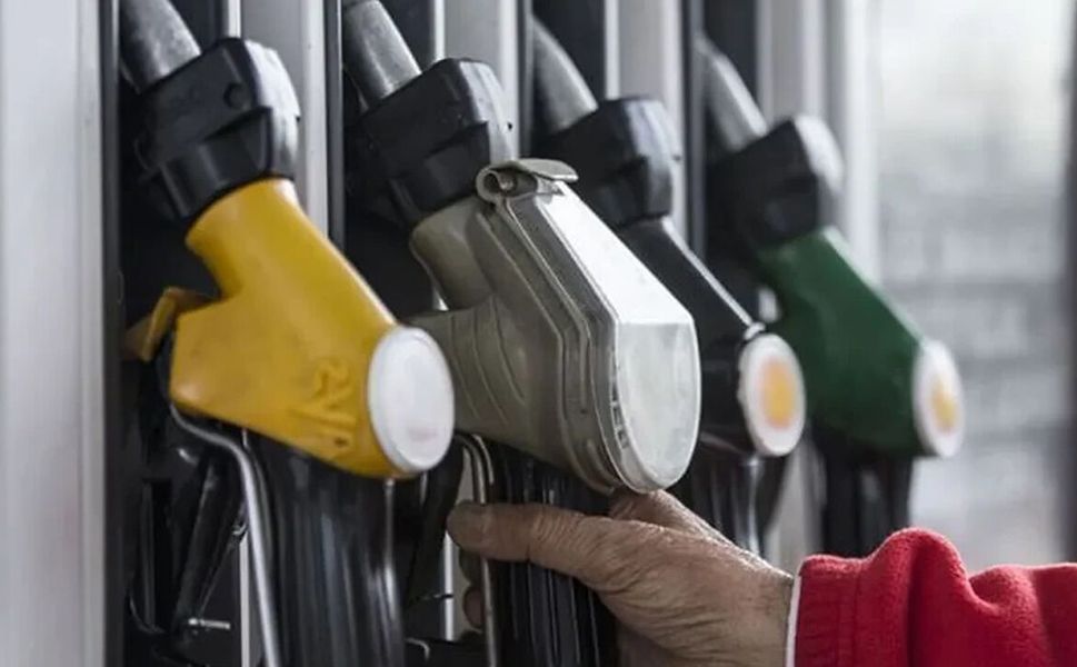 Araç sahiplerine müjde: Motorinde indirim için tarih verildi