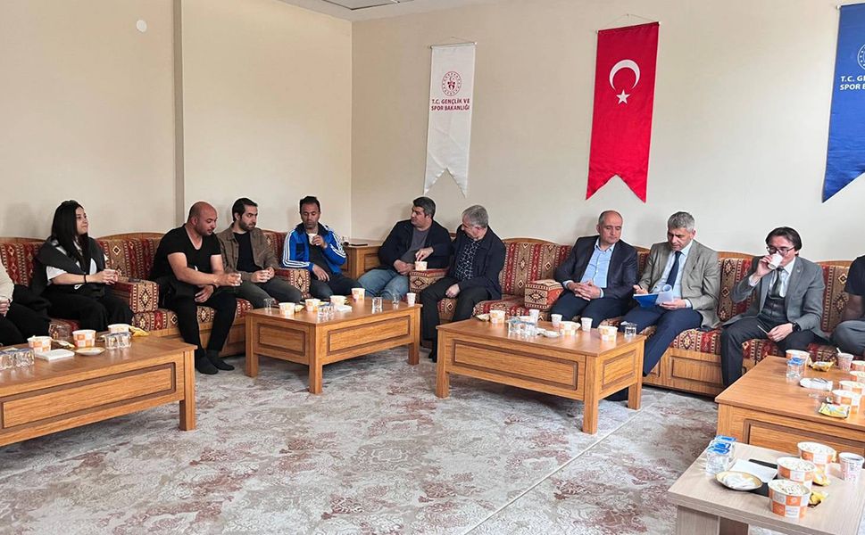 Alaca’da 19 Mayıs ve Geleneksel Çocuk Oyunları için hazırlıklar başladı