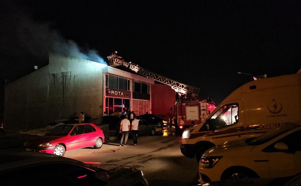 Çorum Oto Galericiler Sitesi’nde Yangın Paniği