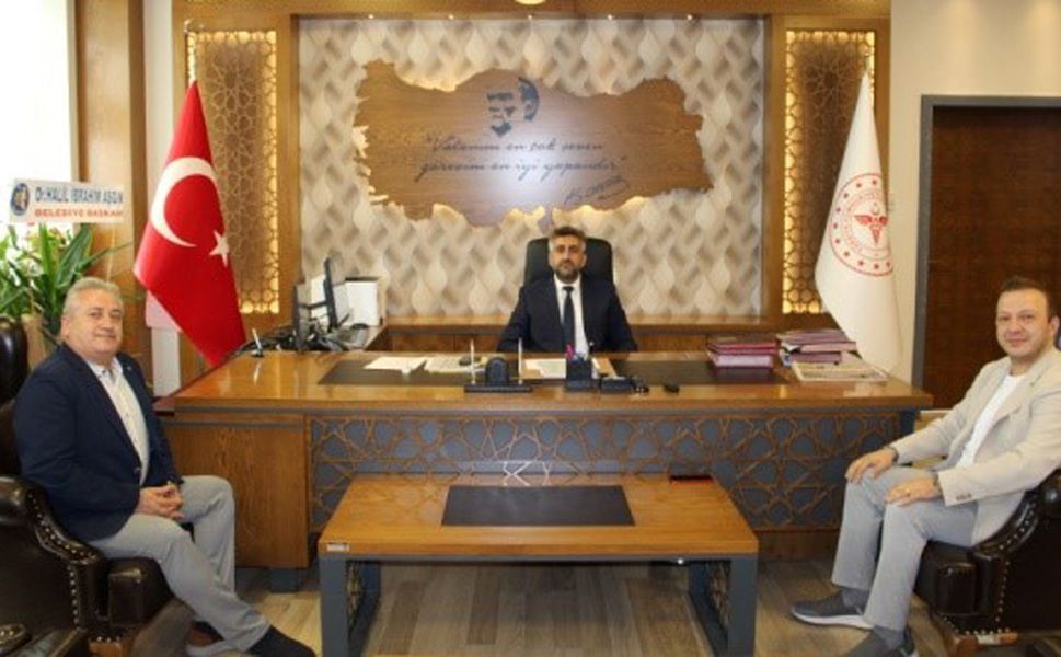 Eczacılar Odası’ndan Başhekim Gömeç’e hayırlı olsun ziyareti