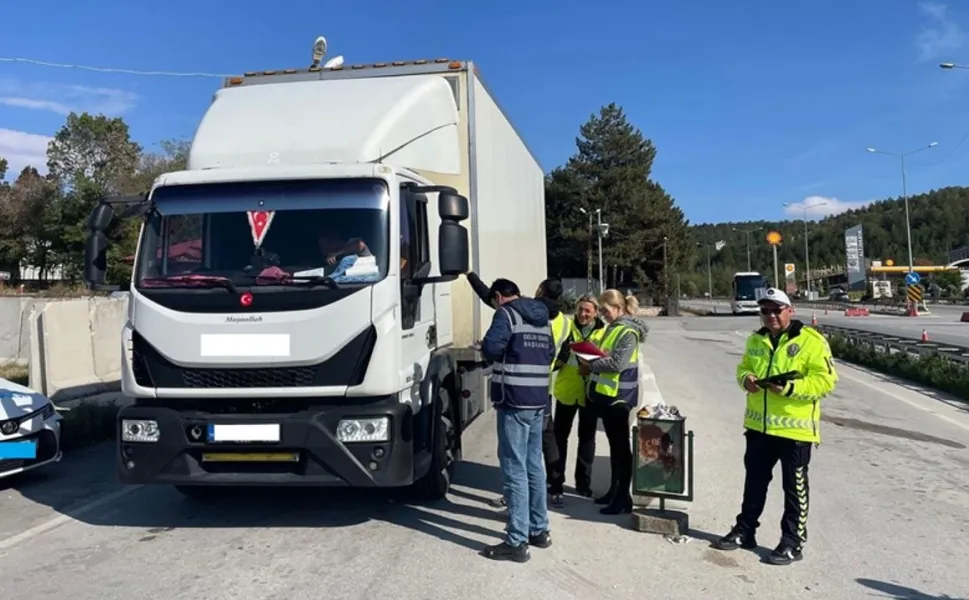 Bayram dönüşü ağır tonajlı araçlara trafik kısıtlaması