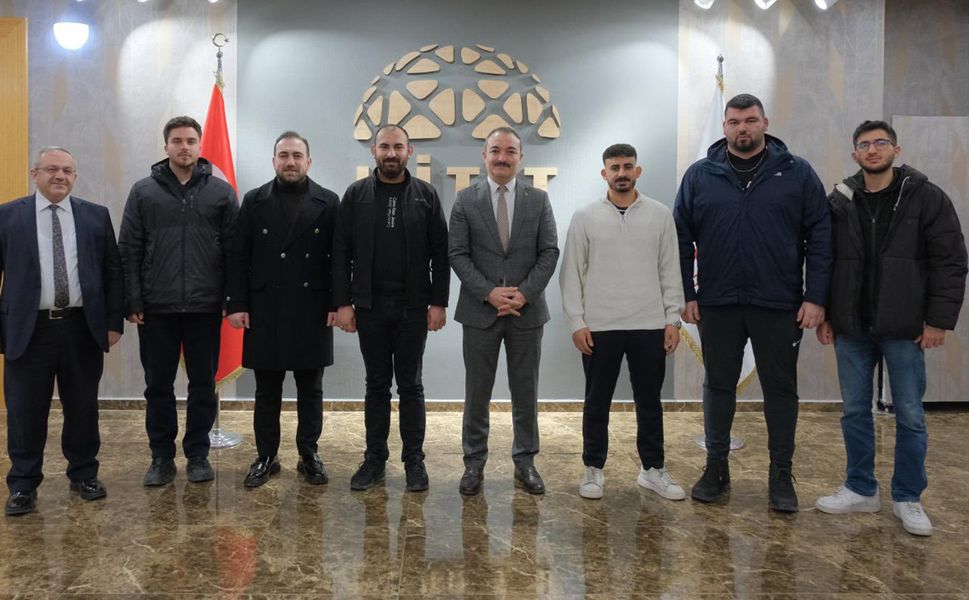 Gençlik kollarından rektöre ziyaret