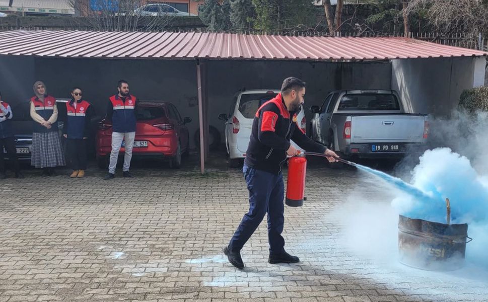 Bayat’ta yangın söndürme tatbikatı gerçekleştirildi