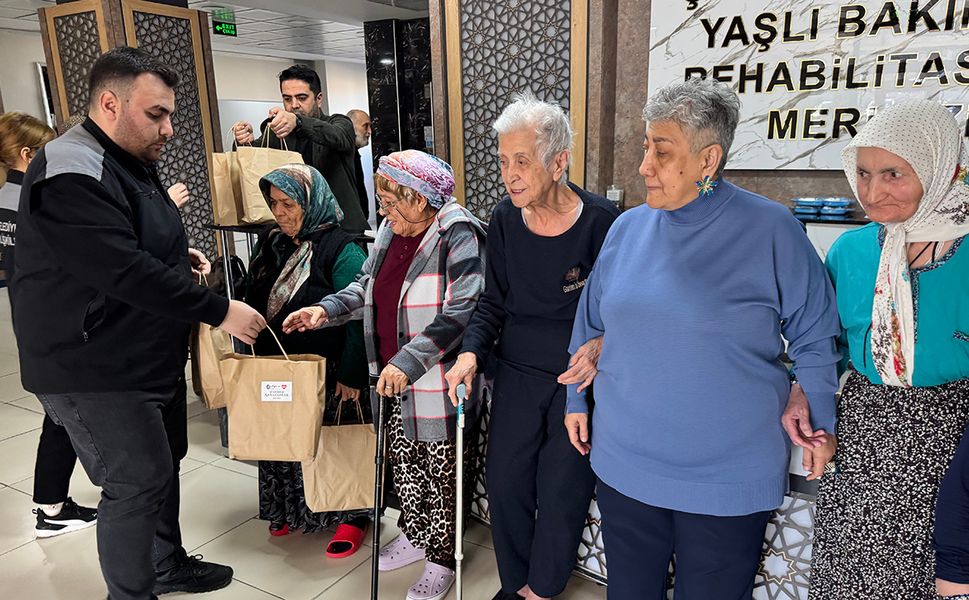 Çorum'da Ramazanın ilk gününde 690 hastaya destek