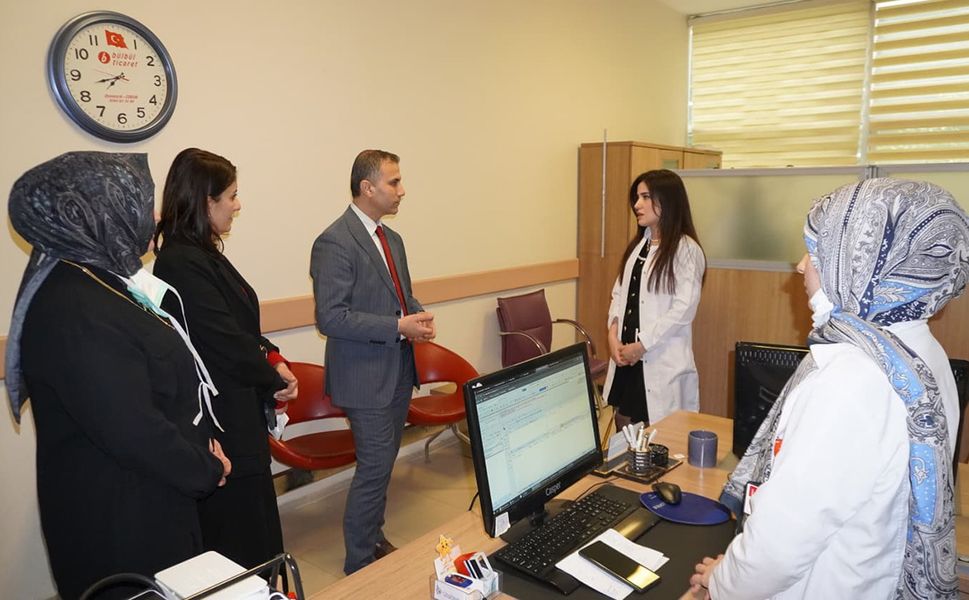 Kaymakam Duman’dan sigara bırakma polikliniğine ziyaret