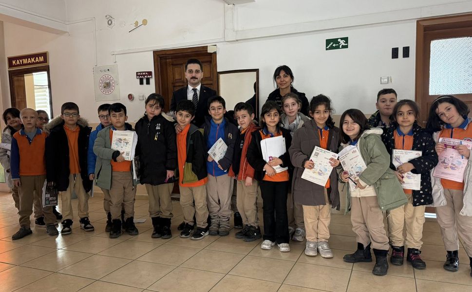 Miniklerden Kaymakam Şapaloğlu’na ziyaret