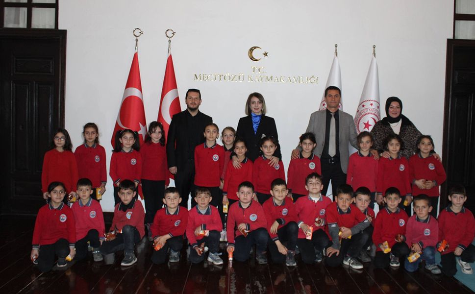Doğu İlkokulu öğrencilerinden Kaymakam Nayman’a ziyaret