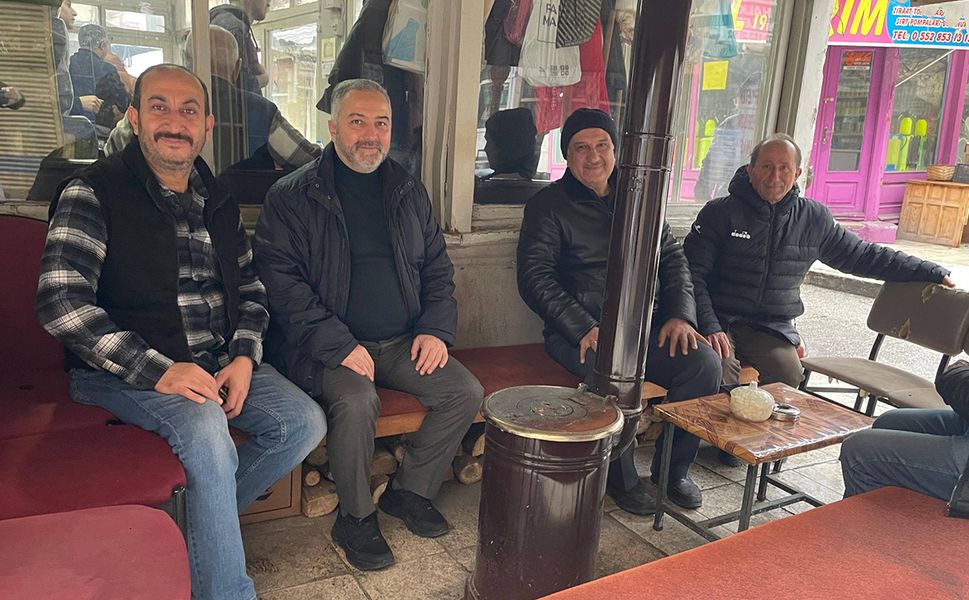 İl Müftüsü Yıldırım kahvehane sohbetlerinde vatandaşlarla buluştu