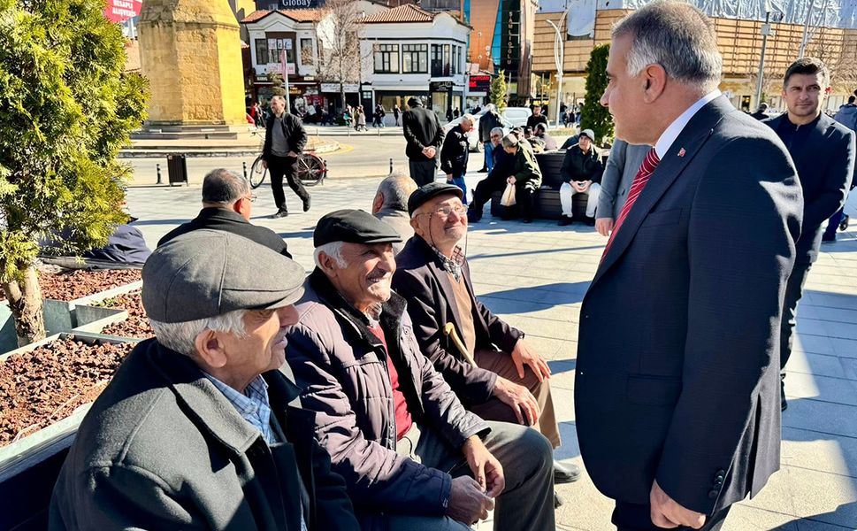 Yakup Alar’dan Saat Kulesi Meydanı’nda Ramazan buluşması