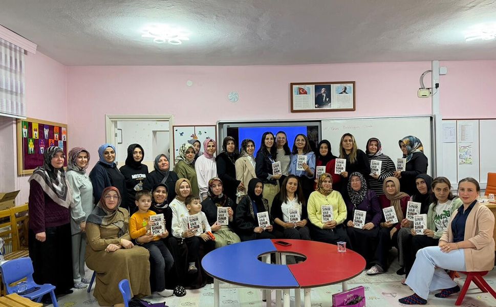 Akkise’de “Bir tema bir kitap” projesine yoğun ilgi
