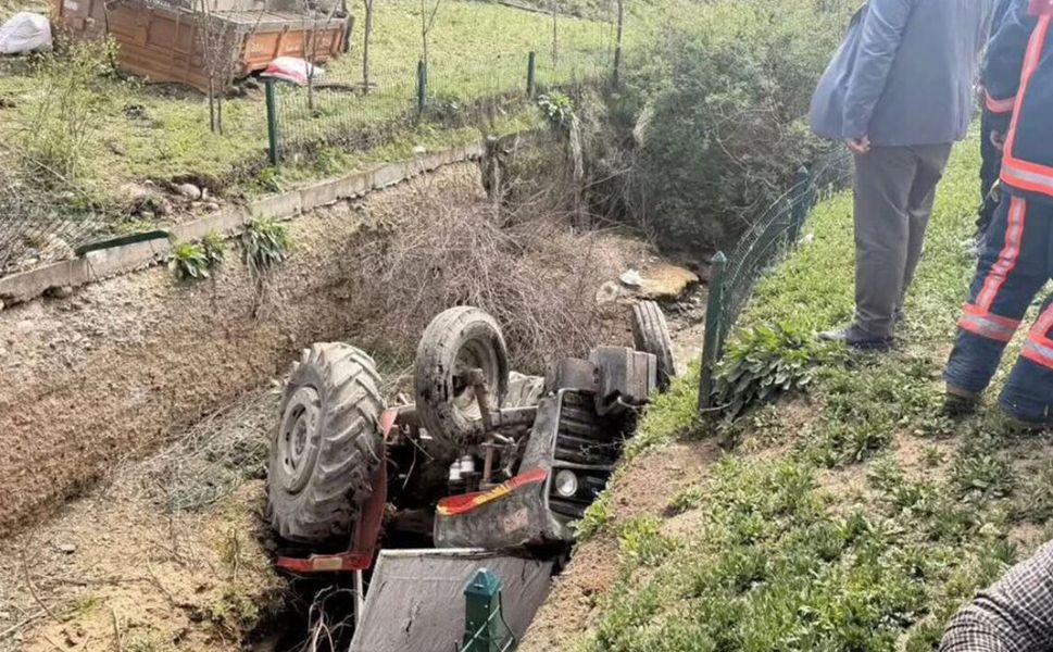 Traktör kazasında yaralanan genç kız hayatını kaybetti