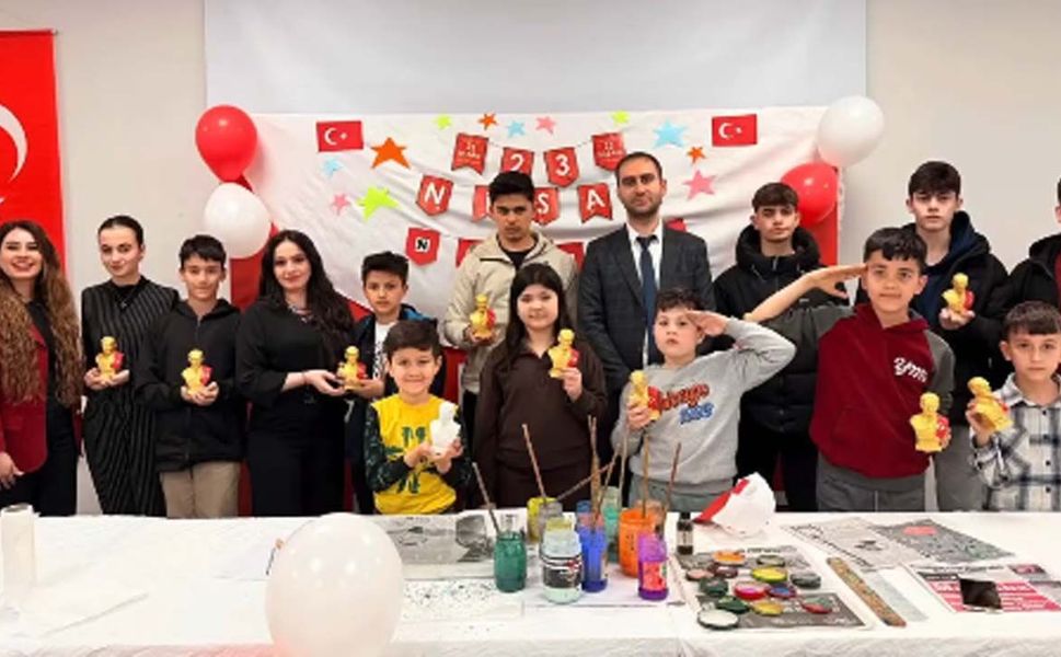 23 Nisan coşkusu çocukların yüzüne yansıdı