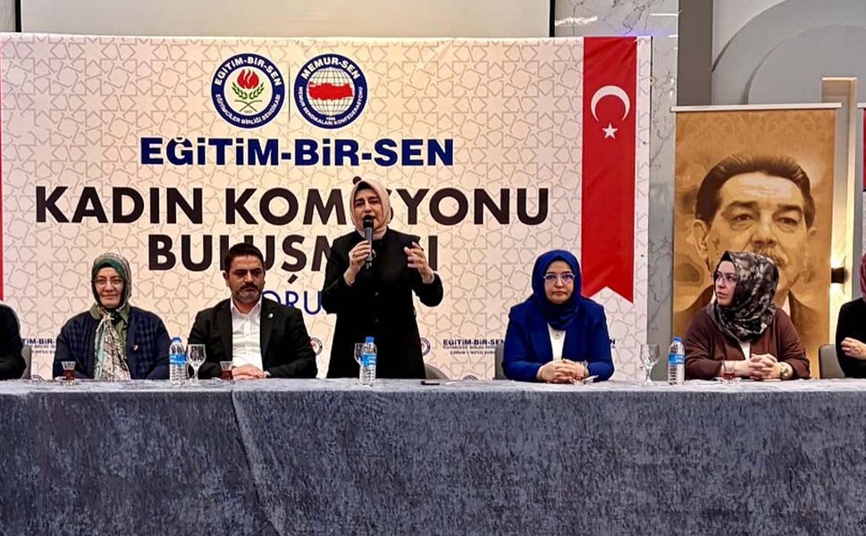 Eğitim-Bir-Sen’ de kadın komisyonu buluşması gerçekleştirildi