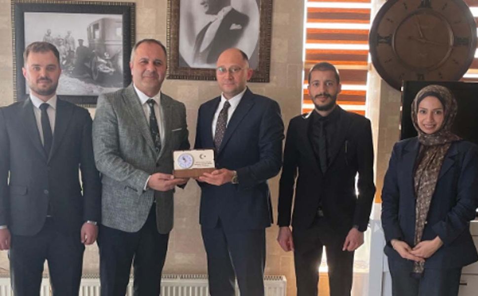 MHP’den Avukat Emre Koşar’a ziyaret