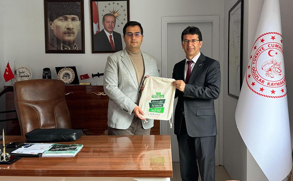 Yeşilay Çorum’dan Oğuzlar Kaymakamı Serkan Tokur’a ziyaret