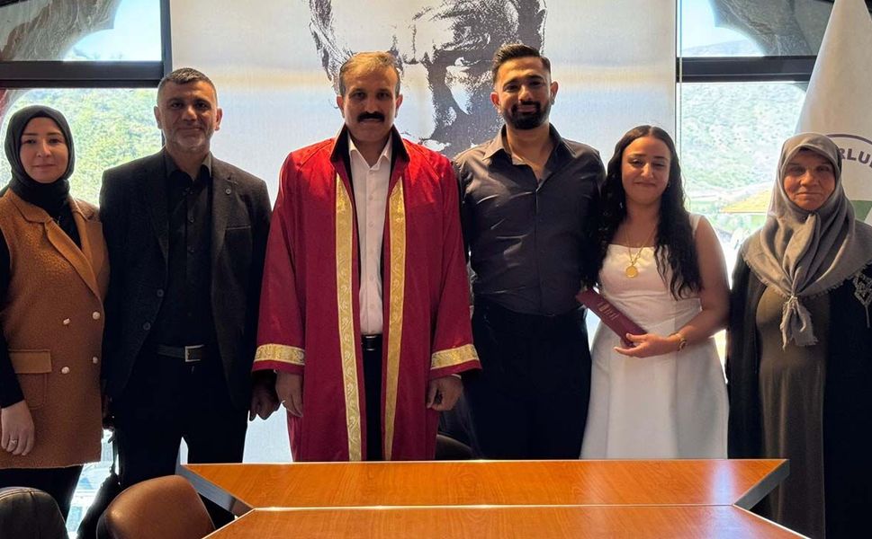 Başkan Torun, genç çiftin mutluluğuna ortak oldu