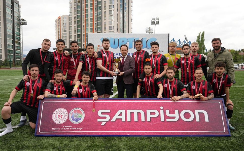 Çorum’un futbol takımı Karadeniz Grup Şampiyonu oldu