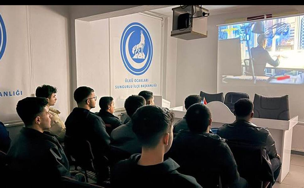 Ülkü Ocakları’nda belgesel ve “Bilgelik Damlası” programı