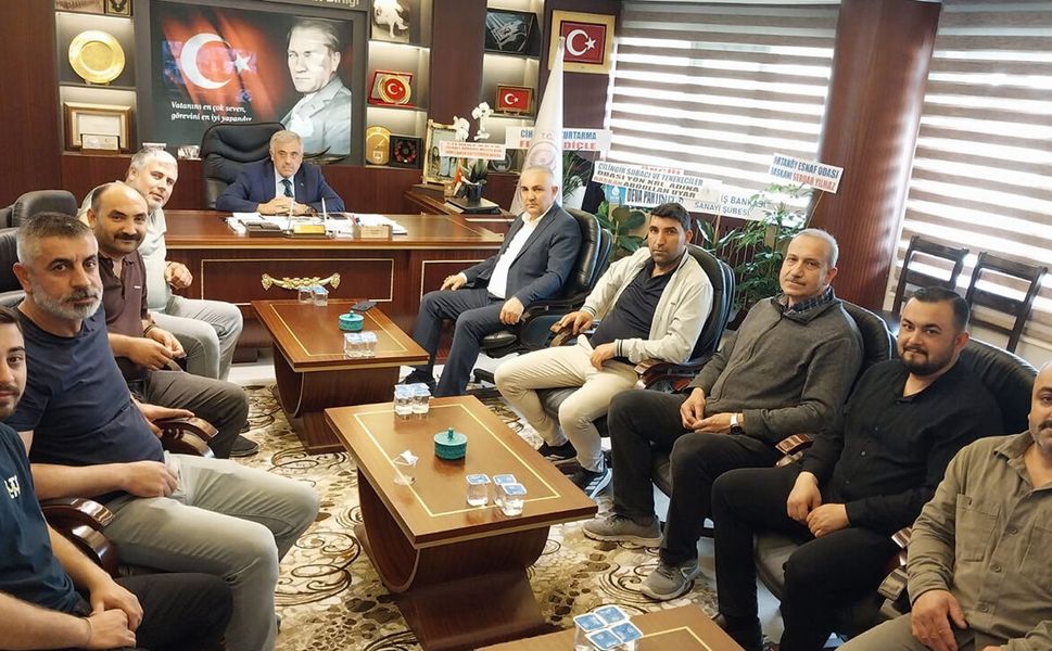 Abdullah Uyar'dan Recep Gür’e hayırlı olsun ziyareti