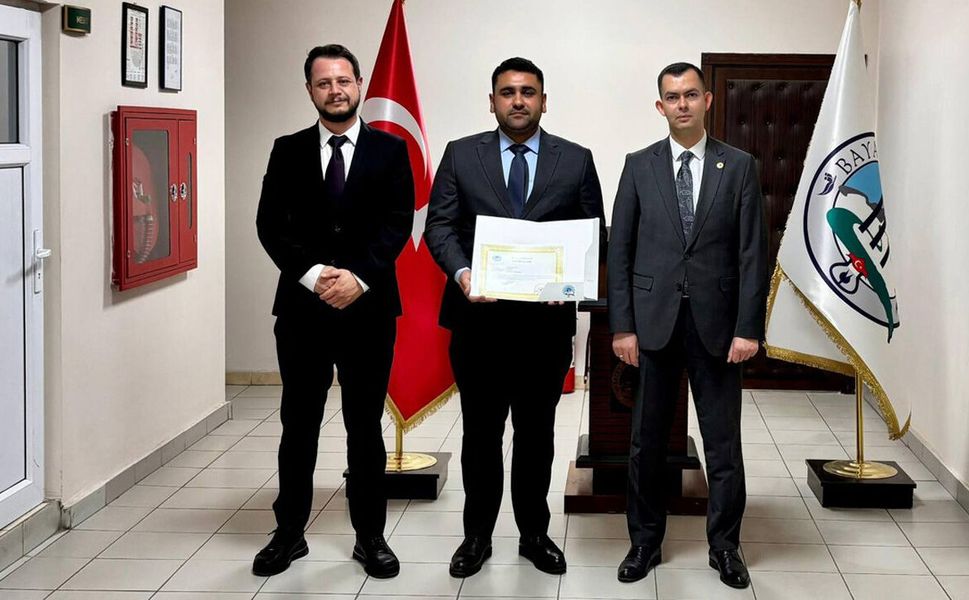 Kaymakam Yüce’den sağlık yöneticilerine başarı belgesi