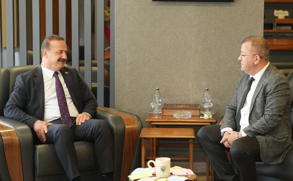 Yavuz Ağıralioğlu’ndan Çorum TSO’ya ziyaret