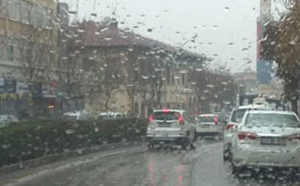 Meteoroloji Çorum'a saat verdi: Kuvvetli sağanak bu akşam başlıyor