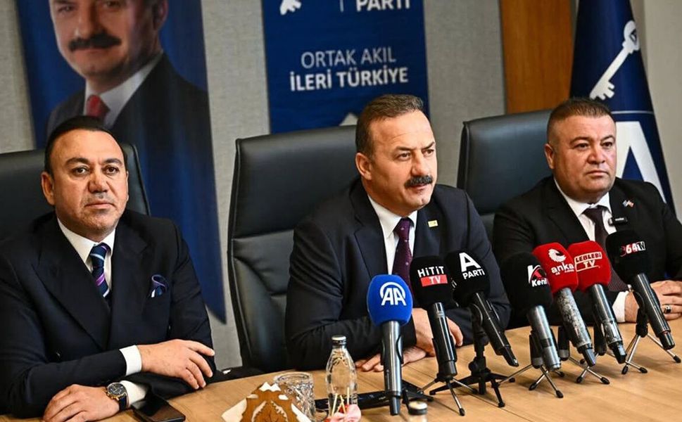 Yavuz Ağıralioğlu Çorum’da konuştu: Anket çıkışı dikkat çekti