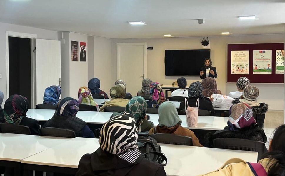 Çorum Barosu’ndan “Aile Hukuku” seminerine destek