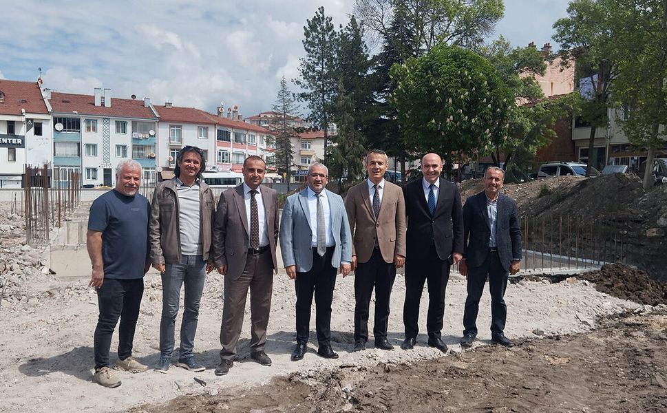 Tanyeri Okulu inşaatında incelemelerde bulunuldular