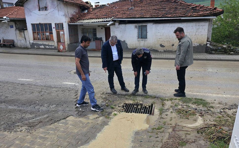 Bayat’ta aşırı yağış sonrası ekipler sahaya indi