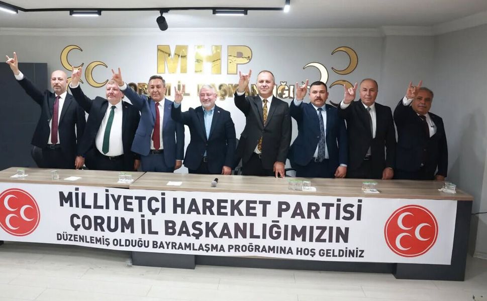 Çorum'da MHP bayramlaşmasına rekor katılım! Kongre süreciyle ilgili dikkat çeken açıklama