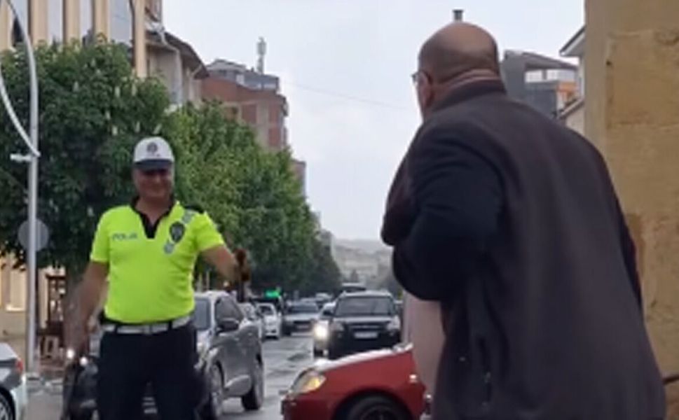 Saat kulesi altında mutlak butlan protestosu: 1 kişi gözaltına alındı