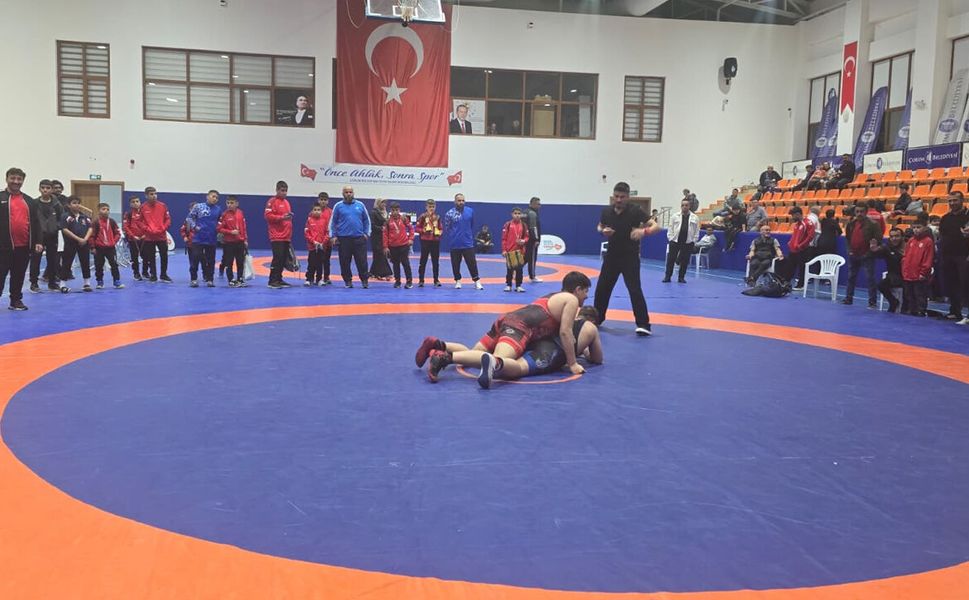 Mahmut Atalay ve Tevfik Kış unutulmadı