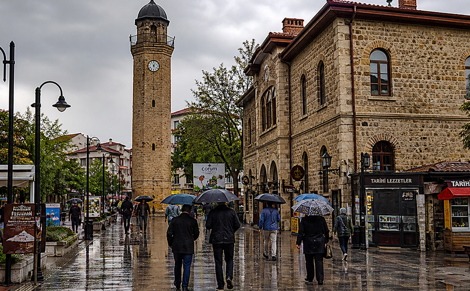 Çorum hafta sonu yağışlı geçecek: Kış geri geldi