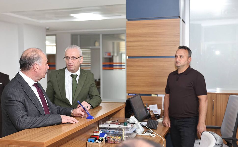Vali Ali Çalgan’dan Kadastro Müdürlüğü’ne ziyaret