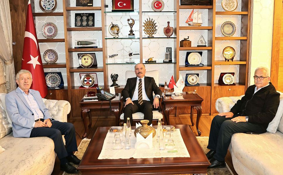 Emekli mülkiye başmüfettişlerinden Vali Çalgan'a ziyaret