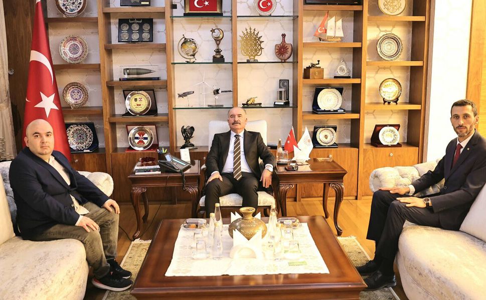Vali Ali Çalgan, başarılı sporcuları kabul etti