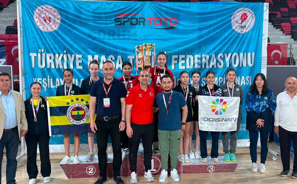 Masa Tenisi Türkiye Şampiyonası Çorum'da sürüyor