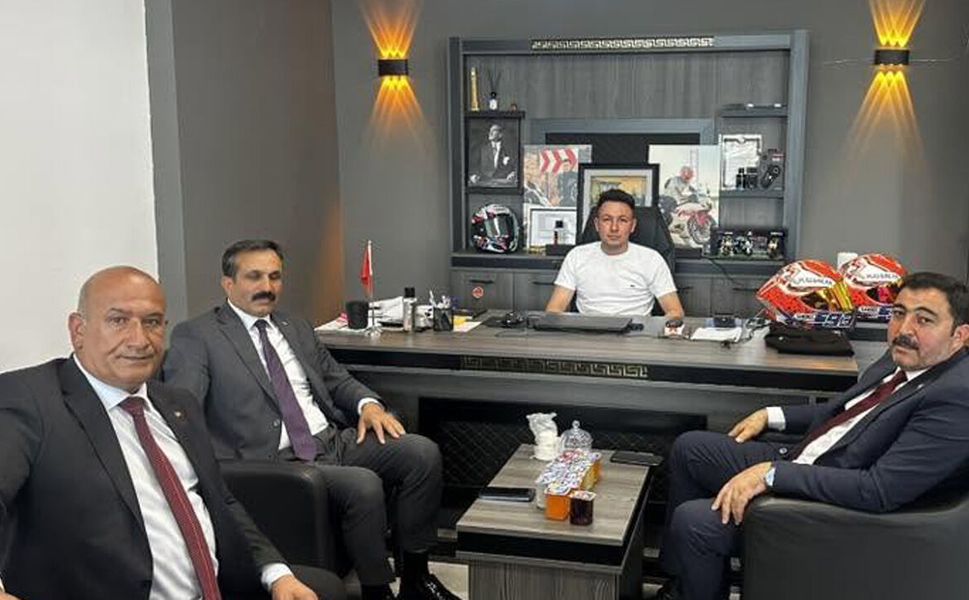 Başkan Remzi Torun'dan Soyarslan Motors'a ziyaret
