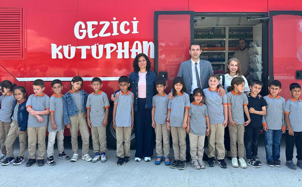 Gezici Kütüphane Uğurludağlı öğrencilerle buluştu