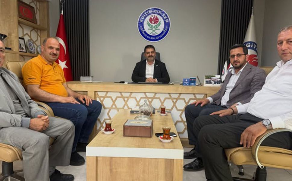 Gürsoy'dan hac farizasını yerine getiren Okumuş'a ziyaret