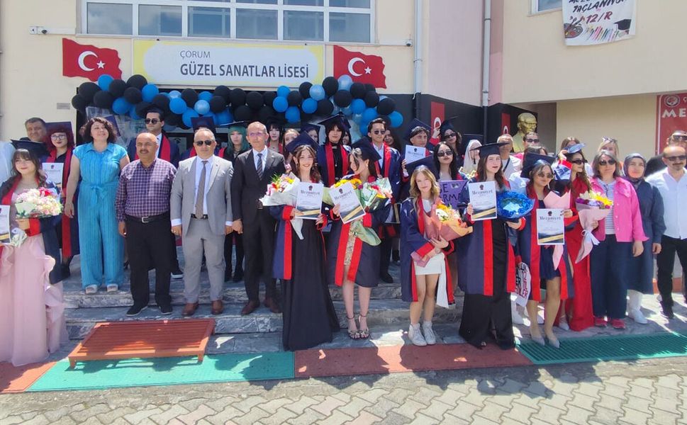 Çorum Güzel Sanatlar Lisesi’nde Mezuniyet Coşkusu
