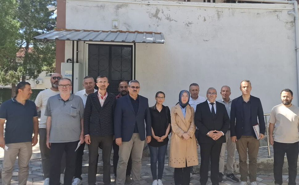 Bayat’ta Okul Müdürleriyle Değerlendirme Toplantısı