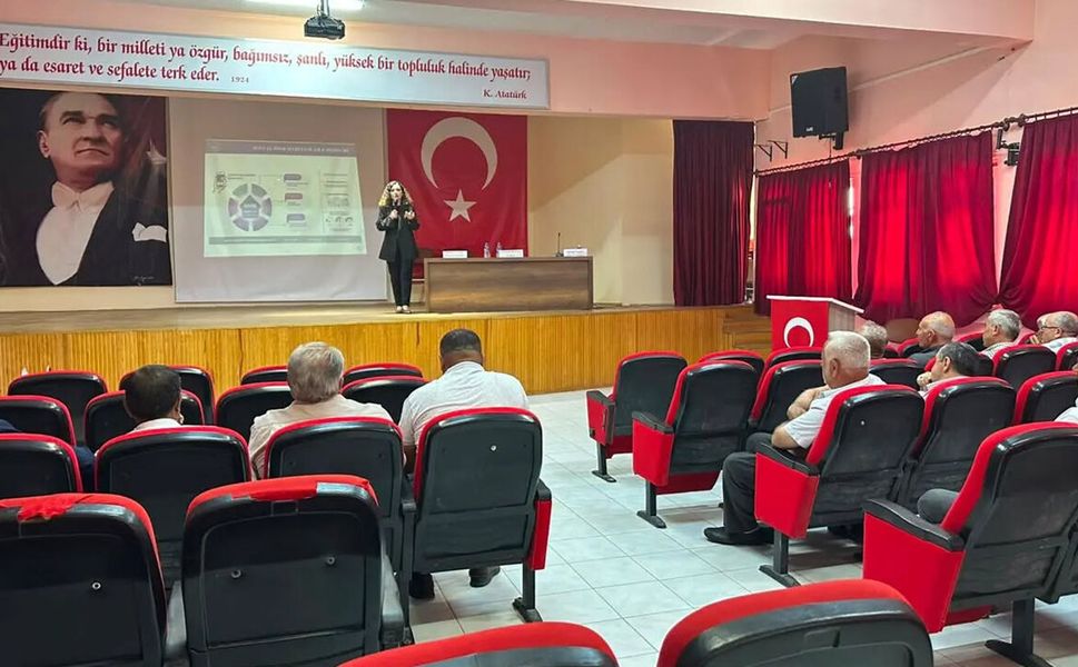 Muhtarlar 'Sosyal Hizmetler' hakkında bilgilendirildi